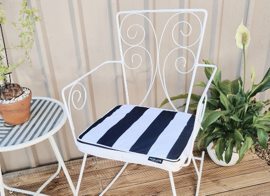 How To Upcycle Vintage Outdoor Patio Furniture Be Modern On Trend Again Now Thats Peachy Upcycle Vintage Outdoor Patio Furniture, How Do I Rejuvenate The Metal On My Outdoor Furniture