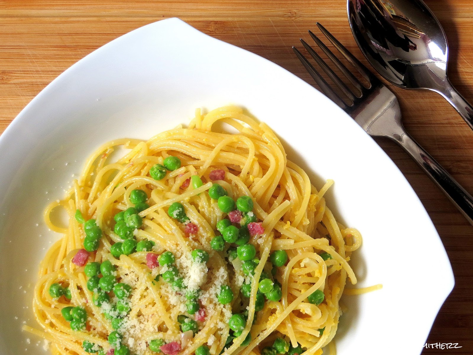 Spaghetti mit zitroniger Erbsen – Carbonara