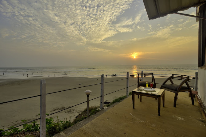 Beach Resort in Morjim