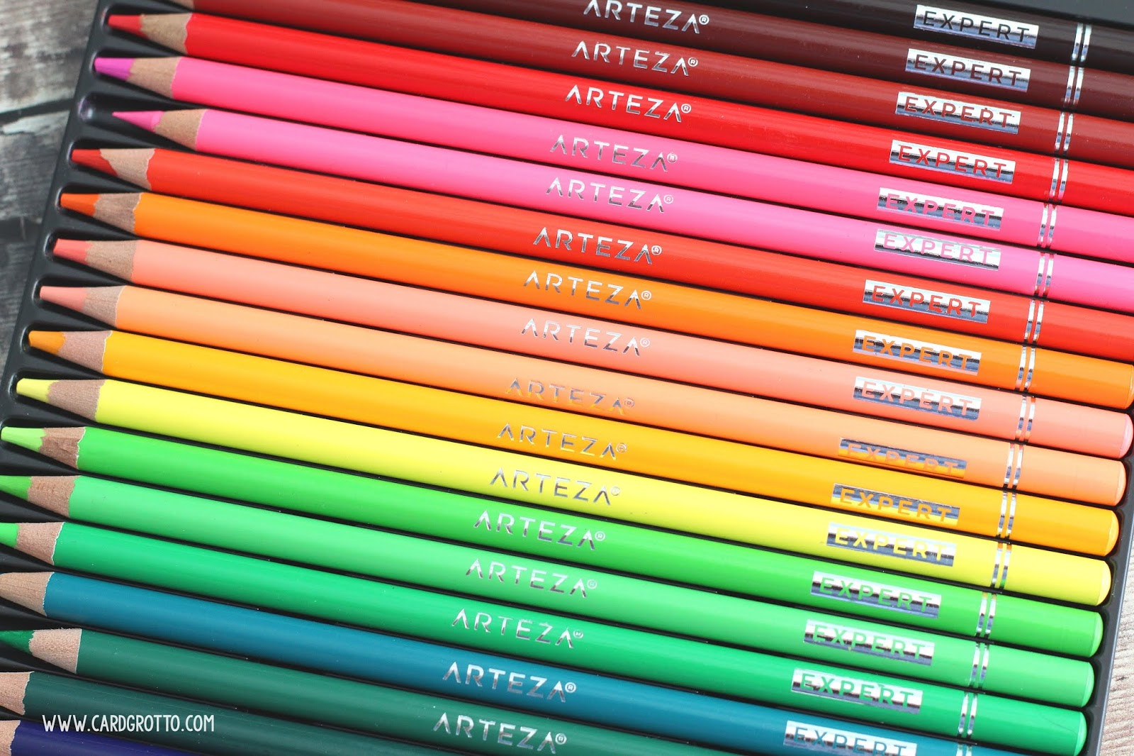 The Card Grotto: VIDEO  Arteza Coloured Pencils - Colouring & Review
