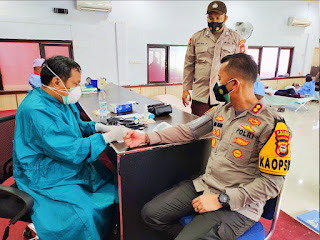 Peringati Sumpah Pemuda, Polres Enrekang Gelar Bakti Kesehatan Donor Darah