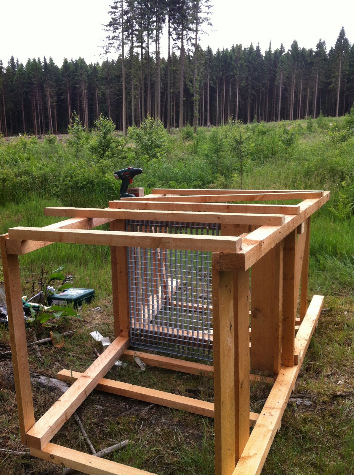 Janas Jagdblog Revierarbeit Neue Hochsitze im "Garten Eden"