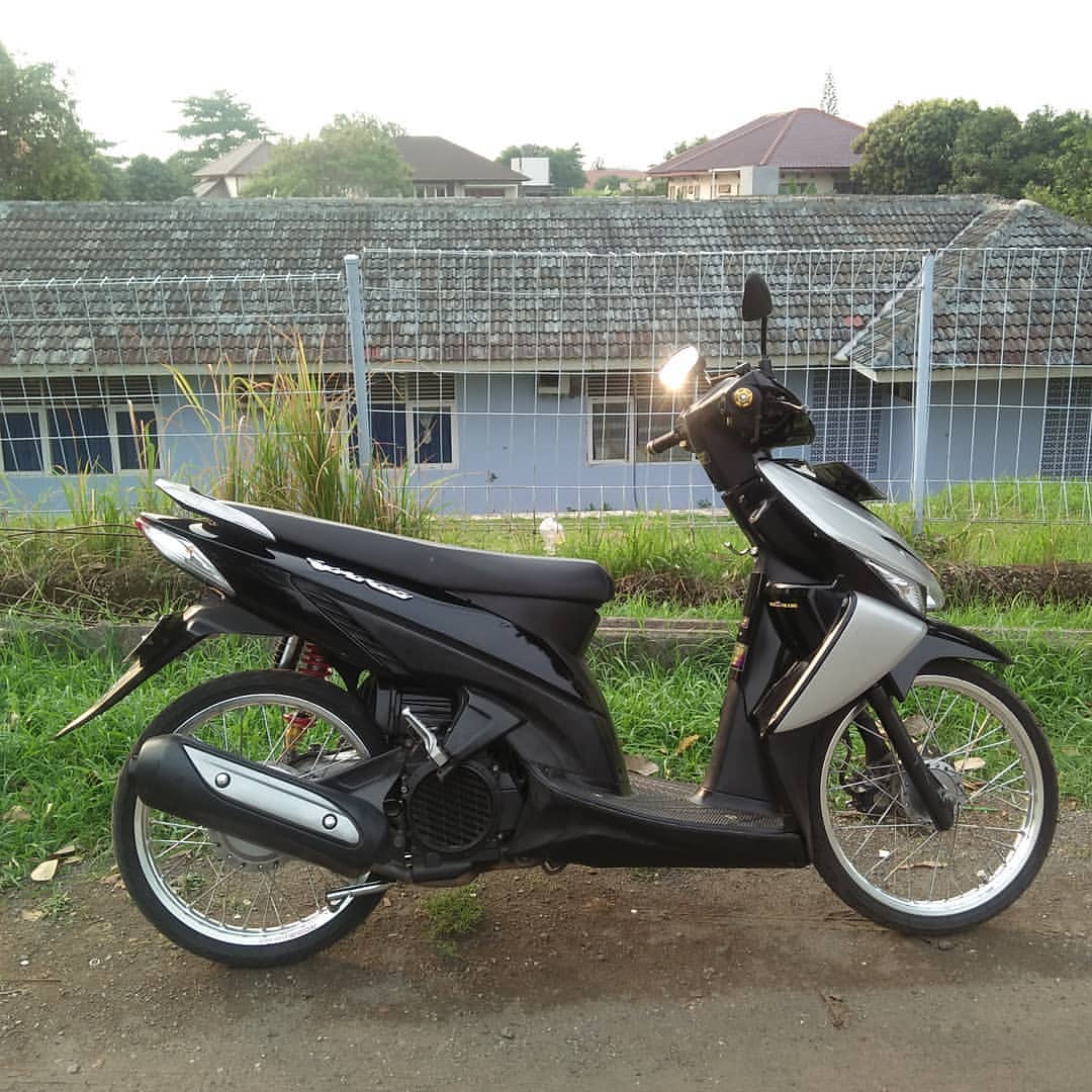 Ide Modifikasi Vario 110 Fi Minimalis Paling Nyentrik