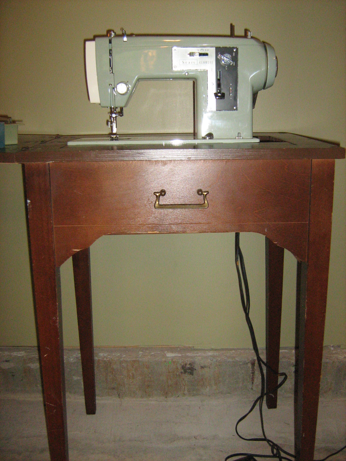 The Legend of a Seamstress: Sewing Machine # 3