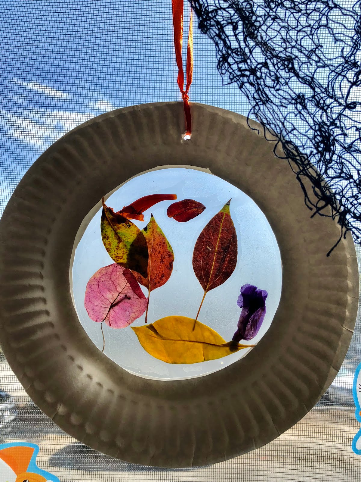 Toddler Fall Craft Leaf "Stained Glass"