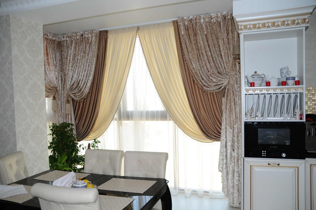 Best 50 Italian Curtain Design Ideas For All Rooms