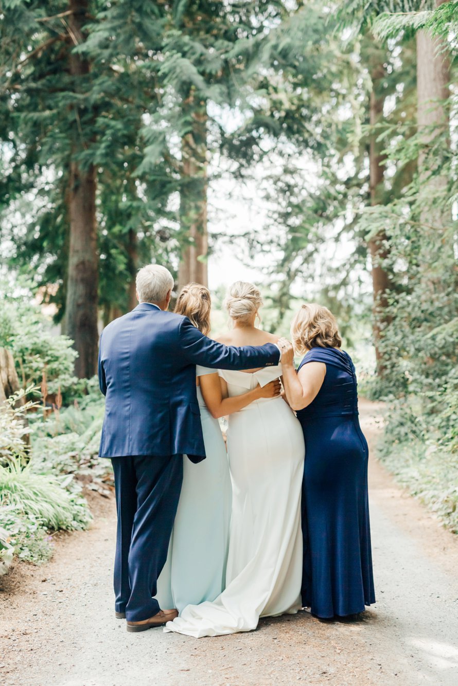 Whidbey Island Wedding Photographers-Fireseed Catering Wedding-Something Minted Photography