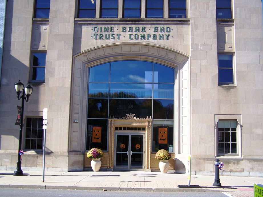 Frank's Place Dime Bank Building