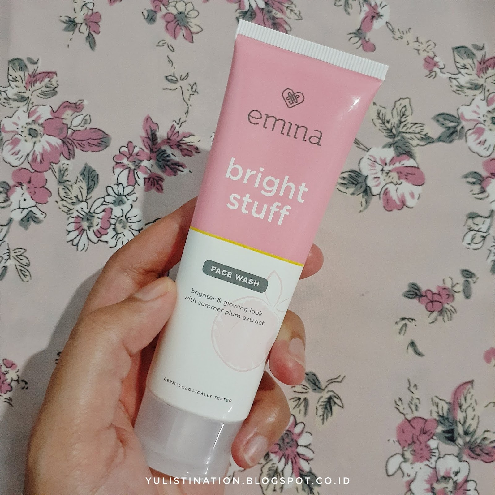 REVIEW Emina Bright Stuff Face Wash & Moisturizer Cream The