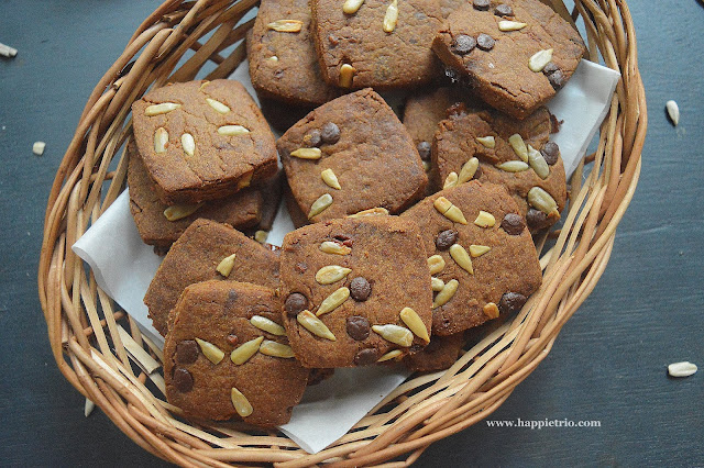 Whole Wheat Jaggery Chocolate Cookies | Jaggery Chocolate Cookies 