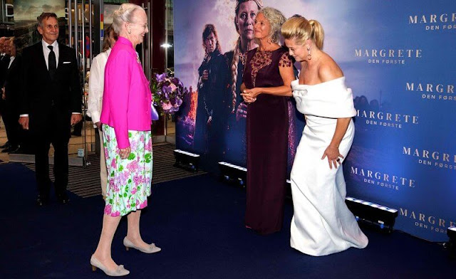 Queen Margrethe was welcomed by the title character Danish actress Trine Dyrholm and the film's Danish director Charlotte Sieling