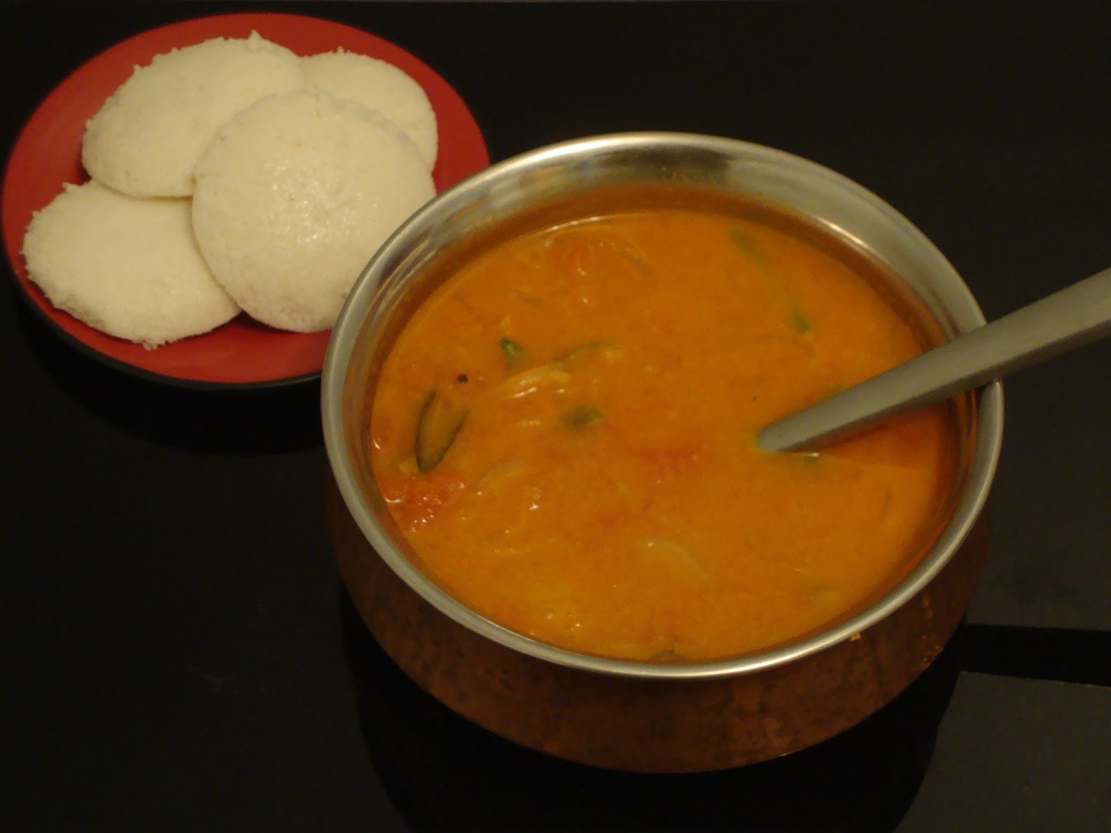 Poornima's Cook Book Tomato Kurma / Gravy / Side Dish For Idli / Dosa