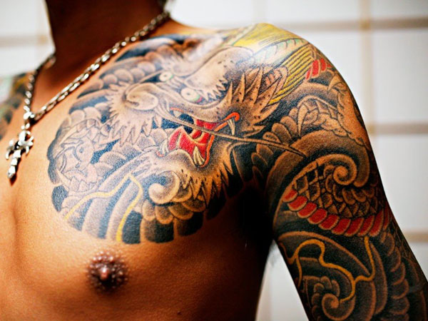 6 Tato Yakuza Wanita dan Pria Simple Terbaik Tatotuti