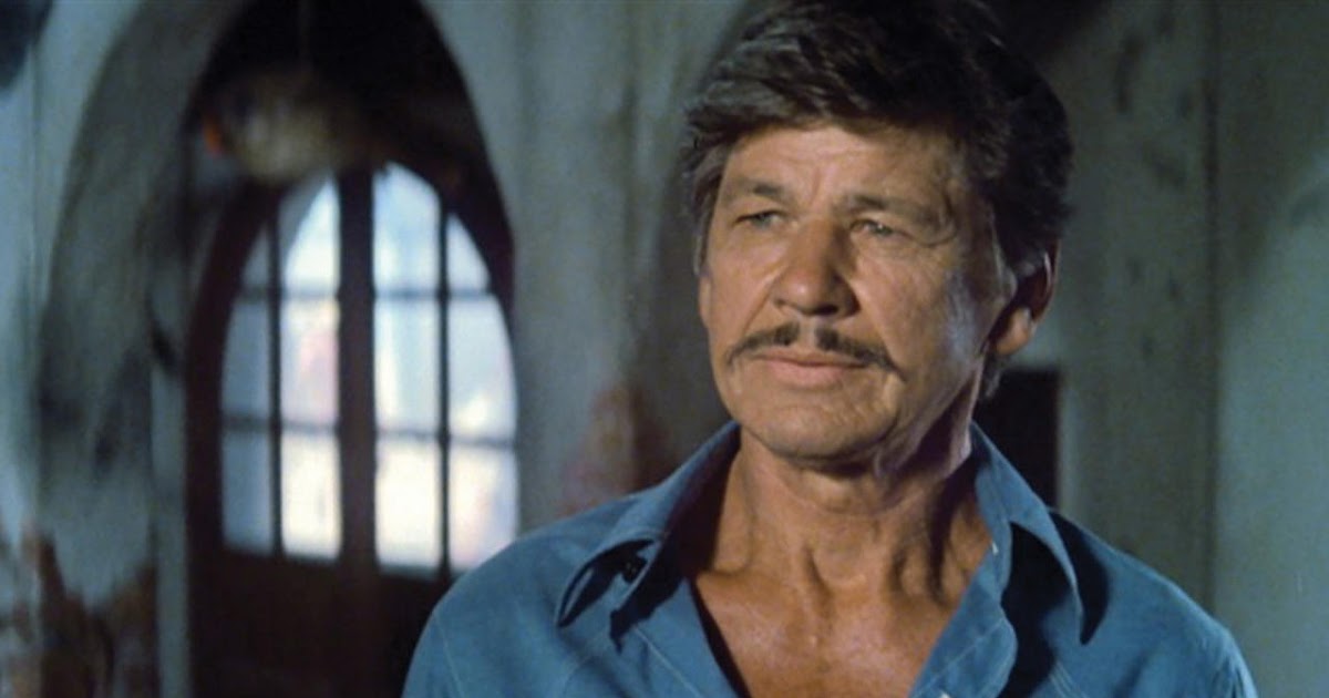 Movie Review Cabo Blanco (1980) The Ace Black Movie Blog