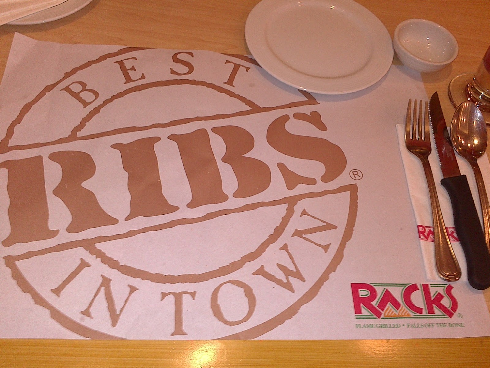 FoodieGoodie RACKS, Best Ribs in Town