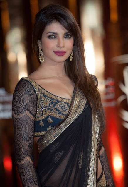 Model Priyanka Chopra Hot Photos in Latest Designer Sarees Navel Queens Model Priyanka Chopra Hot Photos in Latest Designer Sarees Navel Queens