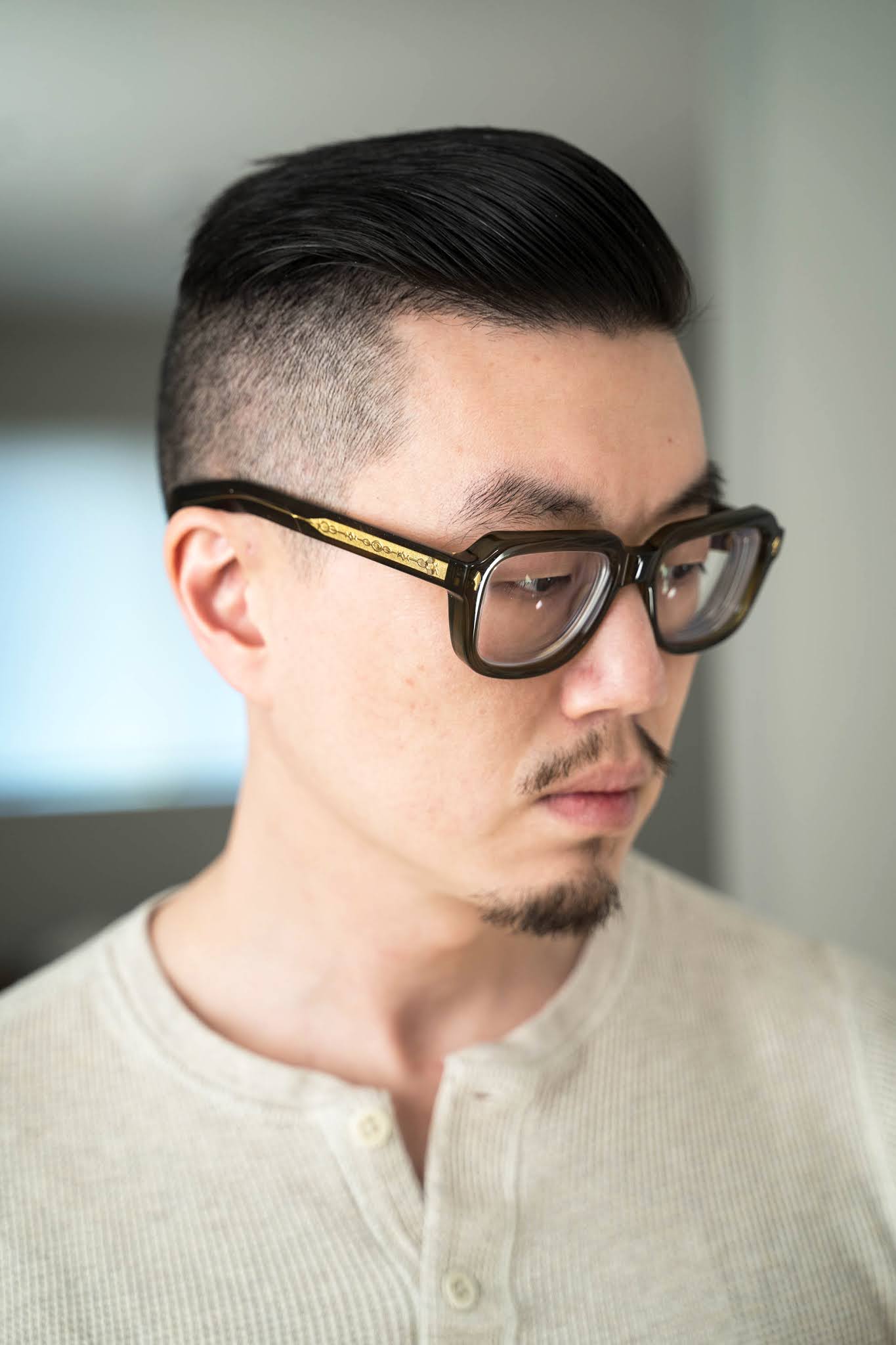 Choosing a Pair of French-Made Glasses - EYESEEMAG