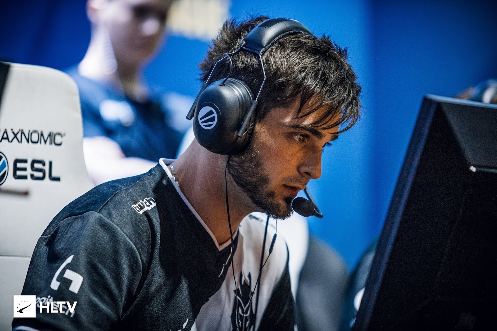 Vitality と G2 Shoxの移籍交渉は成立か 移籍金は35万ドル 45万ドルとリーク
