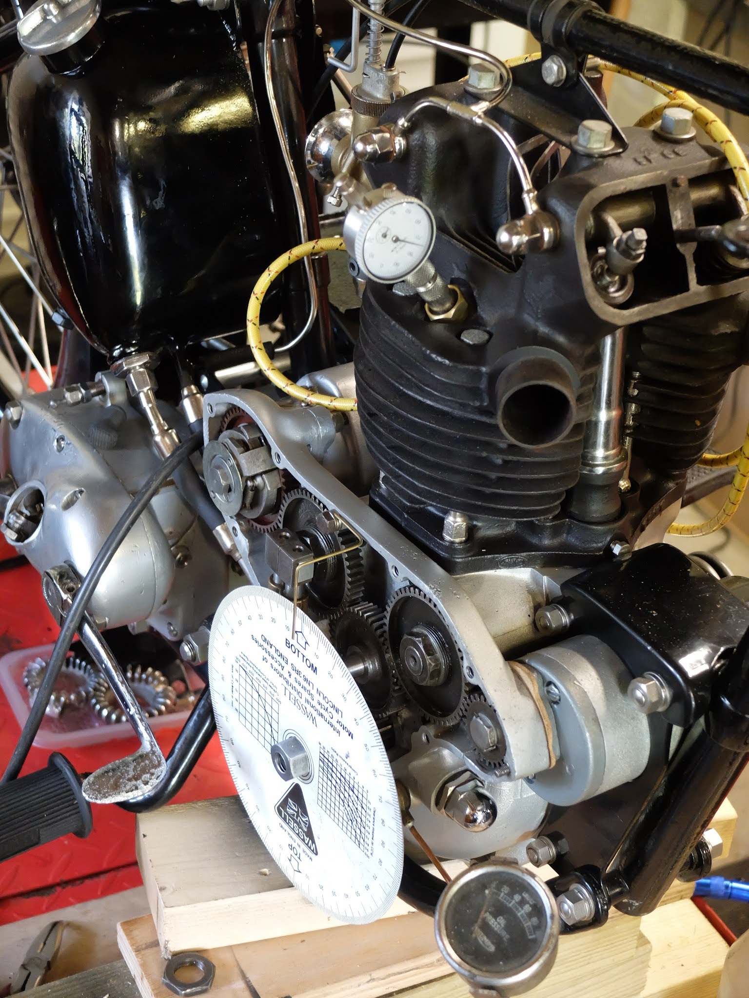 1947 Triumph3T Restoration Timing disc and oil pressure...