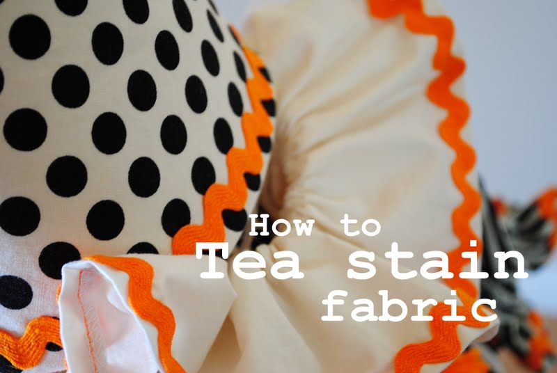 Dahlhart Lane Tea Staining Fabric {tutorial}