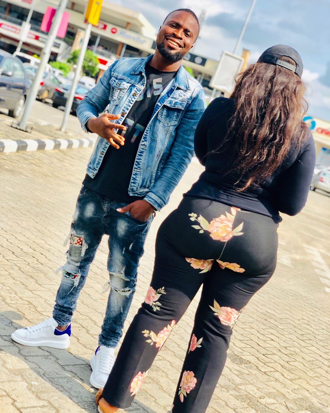 Sirbalo Real Girlfriend Sirbalo has a girlfriend he is dating but he