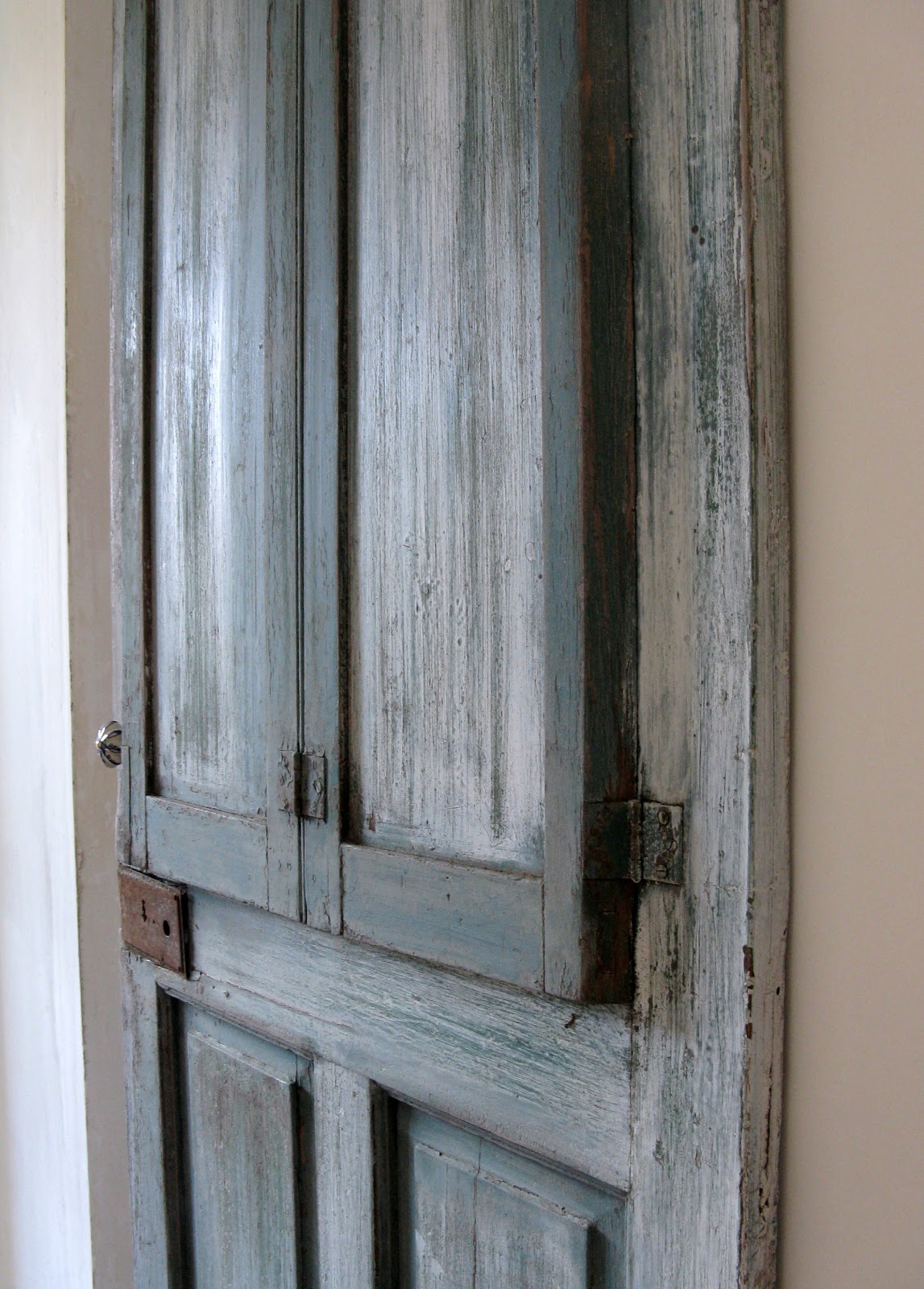 Casa Feliz: Una puerta, una idea