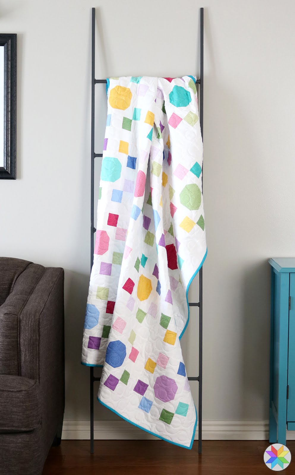 A Bright Corner Spot On Quilt + Color Weave Fabrics