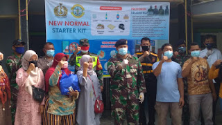 Danlanal Cirebon Berbagi Sembako Di Tengah Pandemi Covid-19 Danlanal Cirebon Berbagi Sembako Di Tengah Pandemi Covid-19