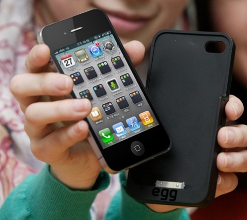 WiMAX Case Brings 4G Speeds to iPhone 4