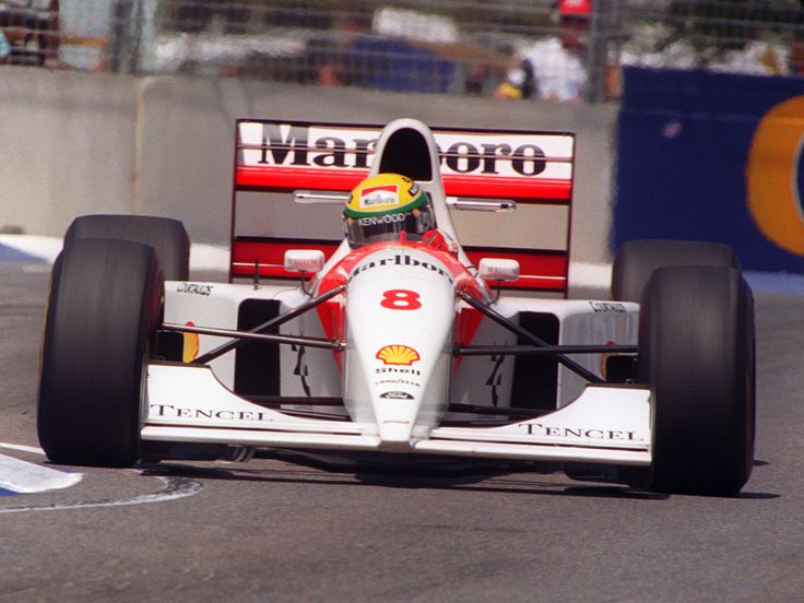 7 de noviembre, 1993 / AYRTON SENNA GANABA POR ULTIMA VEZ