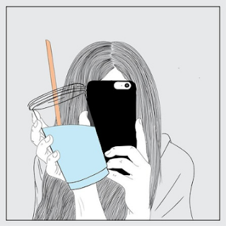 girl taking selfie drawing