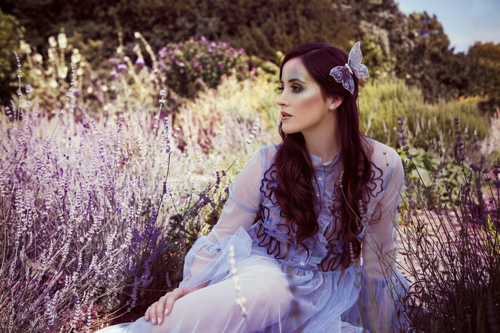 эльфийская музыка. эльф бард с лютней. эльфийская песнь (erufen rîto). эльфийская музыка. эльфийская музыка.