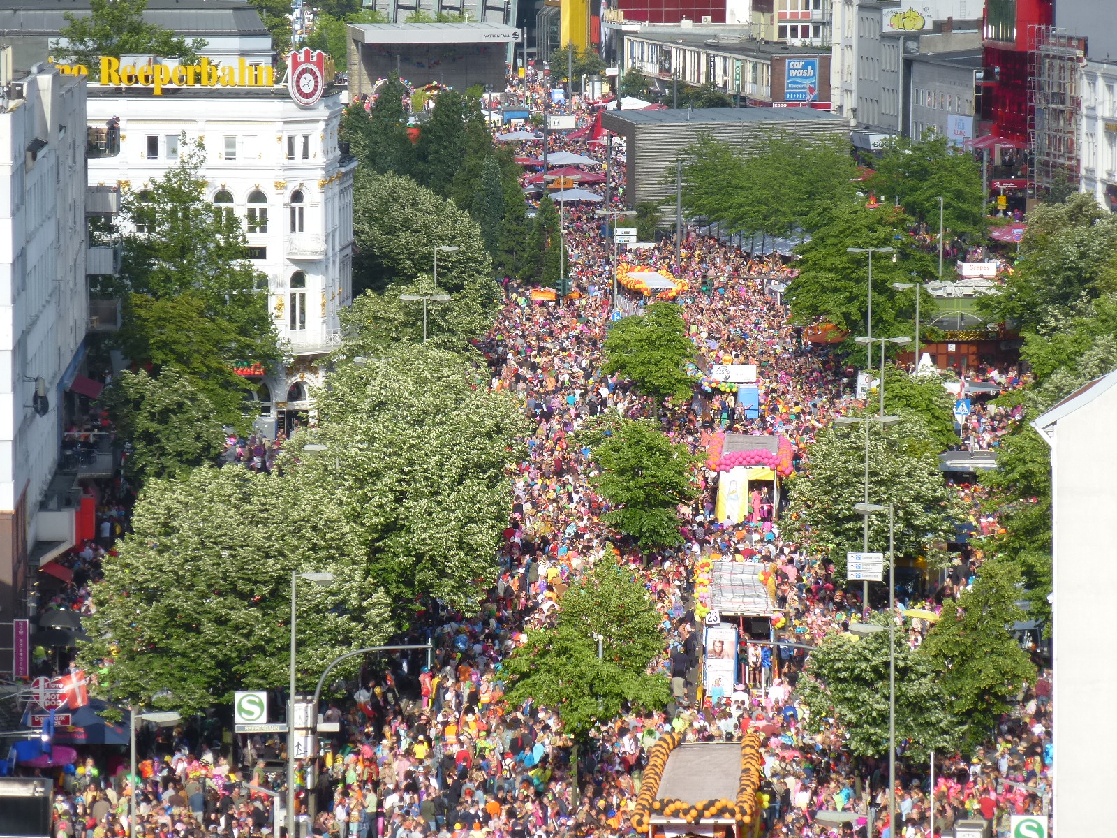 Https Www Tourismusverband Hamburg De Wp Content Uploads 2018 12 Tourismus Report Ausgabe 02 2018 Pdf