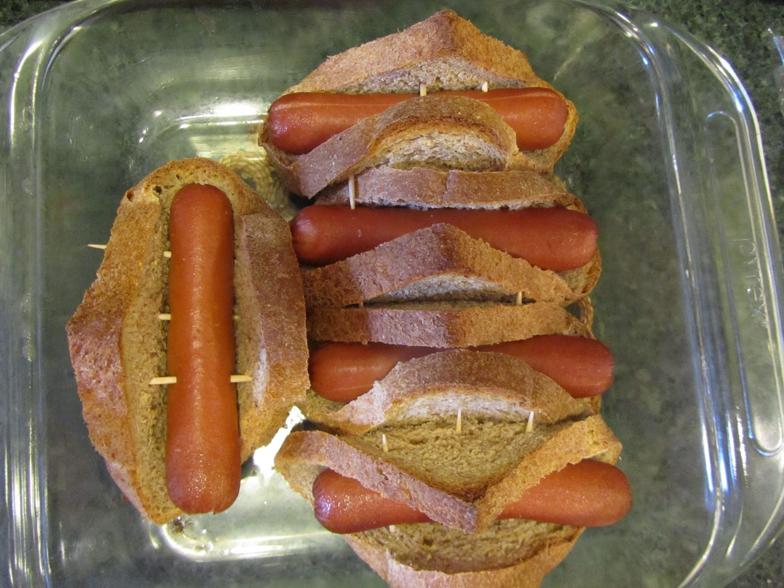 Hotdog Sandwich  American Garden