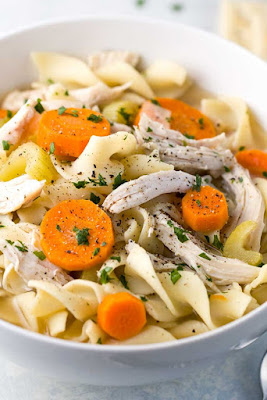 slow cooker classic chicken noodle soup