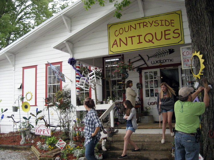 musings of a sea witch Braselton Antique & Garden Festival