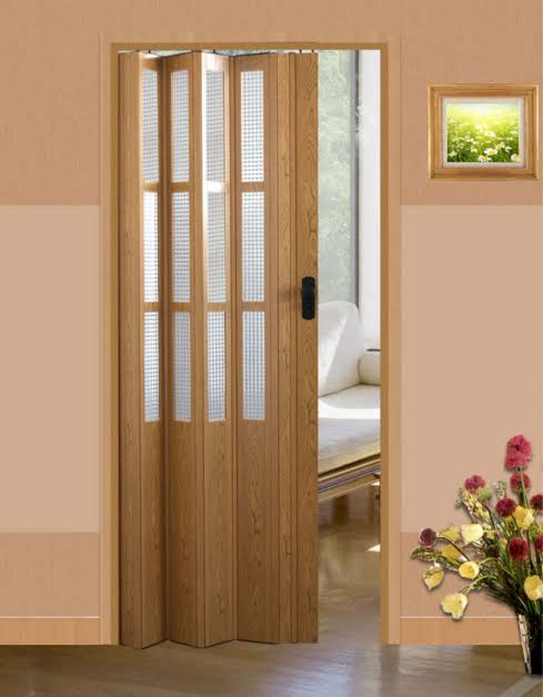 FOLDING DOOR