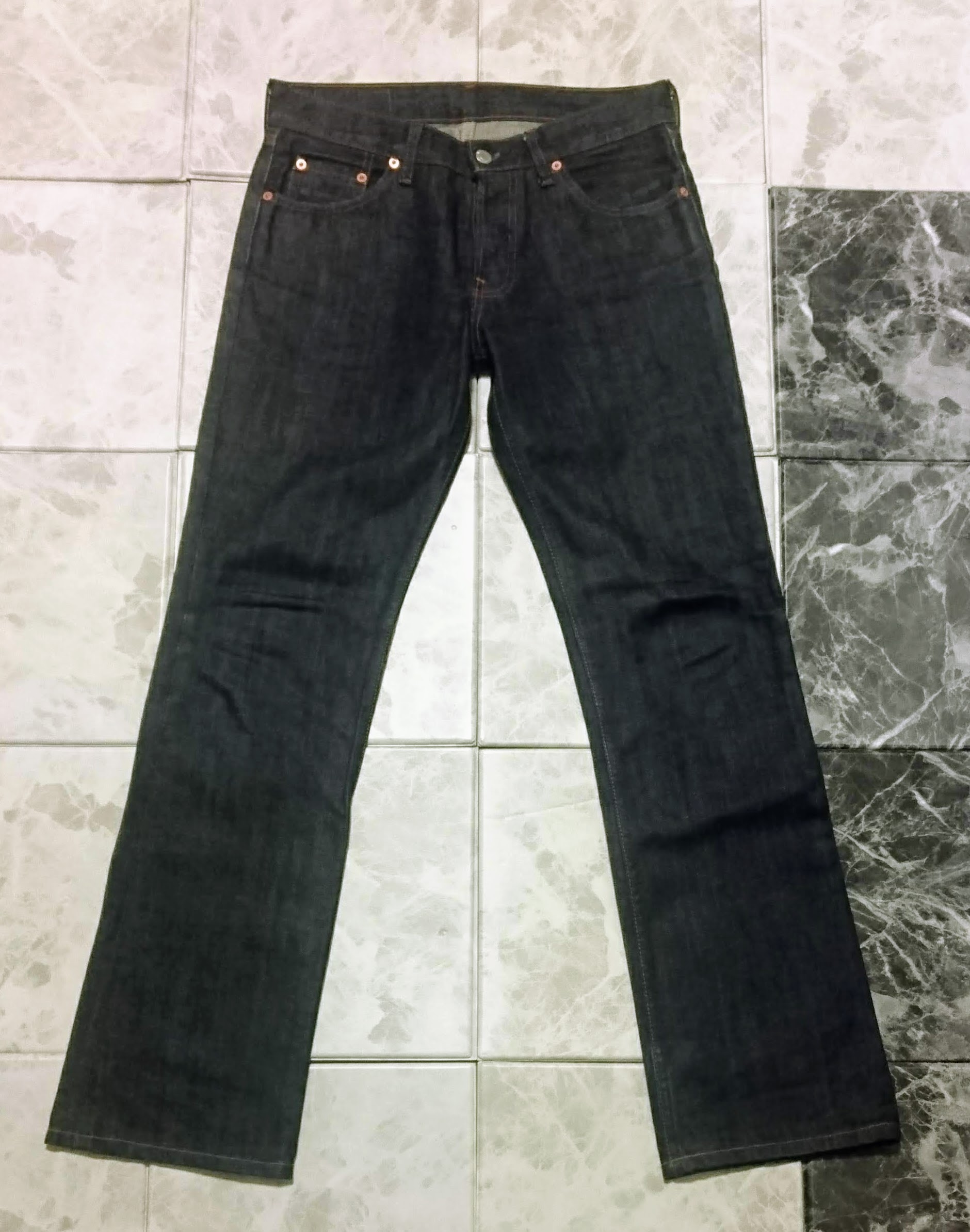 「2002年製・LEVIS 577」廃番のジーンズの特徴など 古着のリーバイス577－03を使って夏コーデと秋コーデを作る デニムパンツの着こなし方