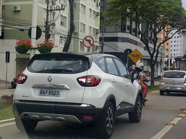 Renault Captur nacional - Página 3 Novo-Renault-Captur-2017%2B%25284%2529