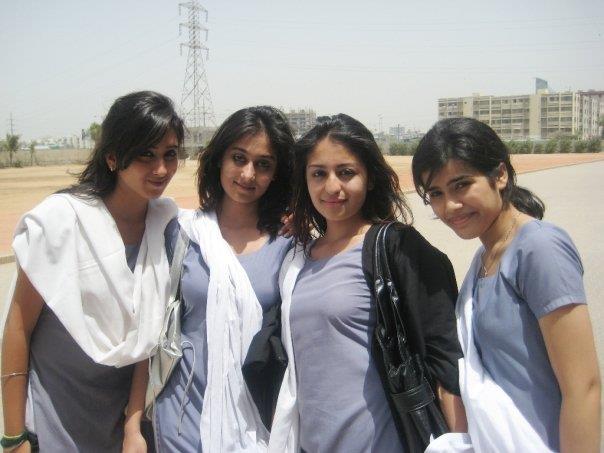 HoT GirLs ArounD ThE WorLD: Pakistani girls in school uniform # 7