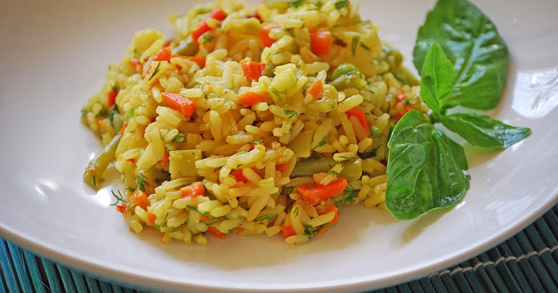 рис отварной с овощами. смесь шампиньоны с рисом. рис пилав. салат с рисом. постный рис с овощами.