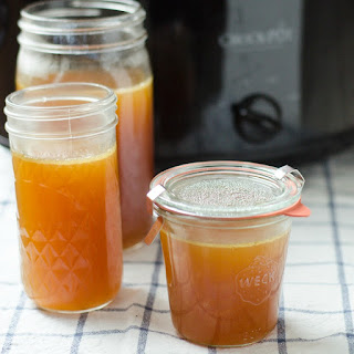 How to Make Chicken Broth in the Crockpot/Slow Cooker