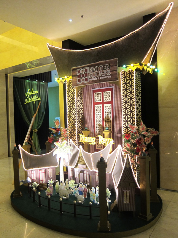 Weikey's Design Collection: Riang Raya Decor