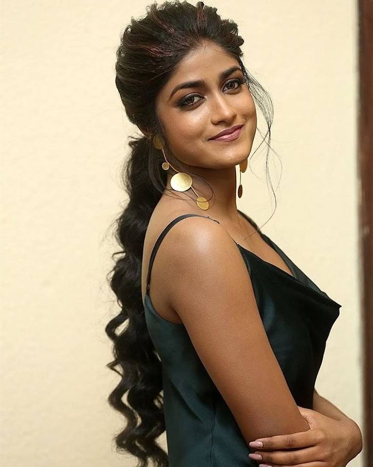 Dimple Hayathi Photos looks stunning in a green dress 2
