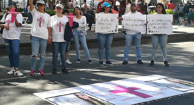 Por enésima vez mujeres poblanas exigen a las autoridades esclarezcan feminicidios