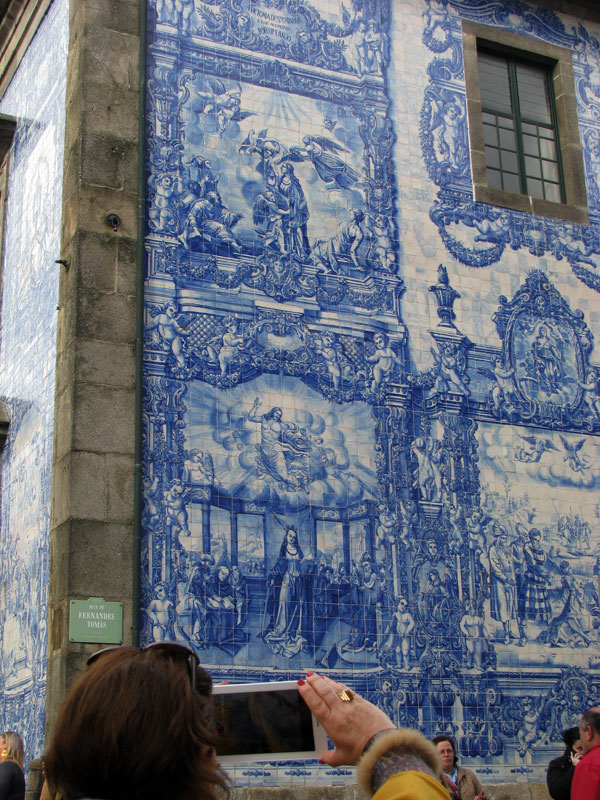 Os painéis de azulejos do Porto, para ver e se encantar.