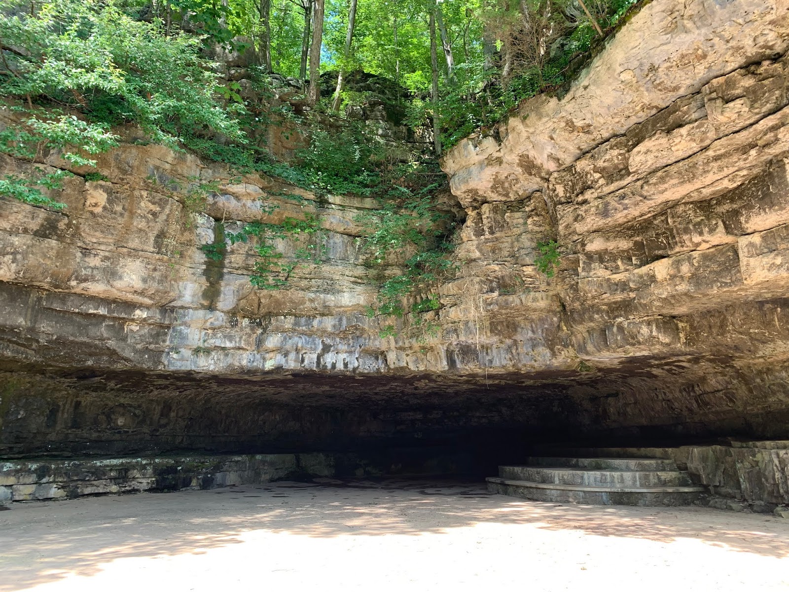 Weekend Wanderluster Dunbar Cave (Montgomery County, Tennessee)