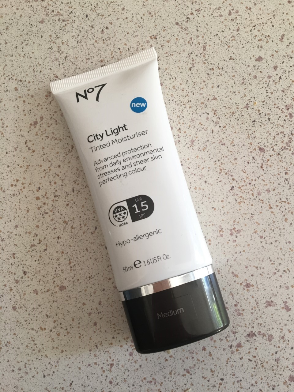 Böhm No7 City Light Tinted Moisturiser