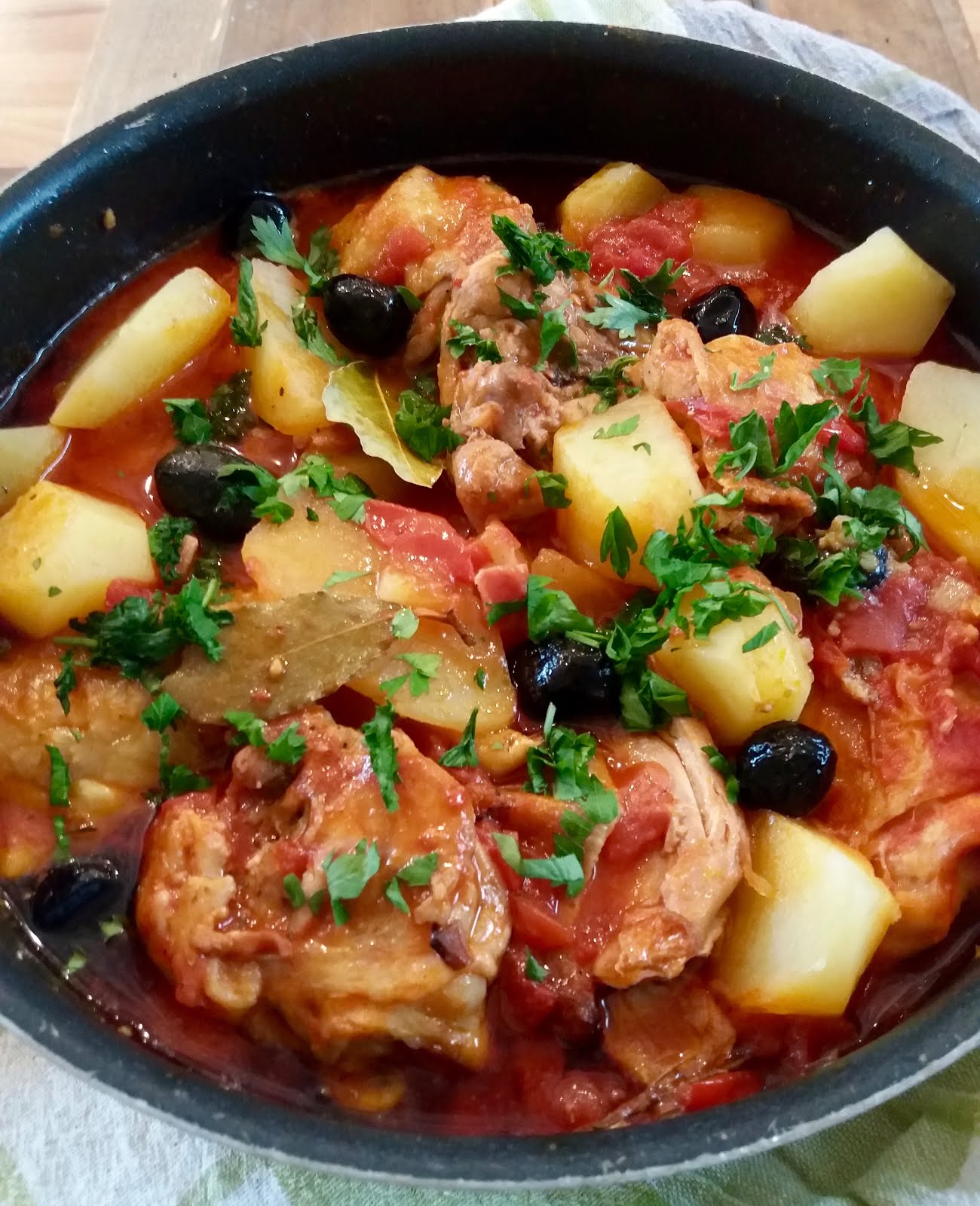 POULET À LA PROVENÇALE