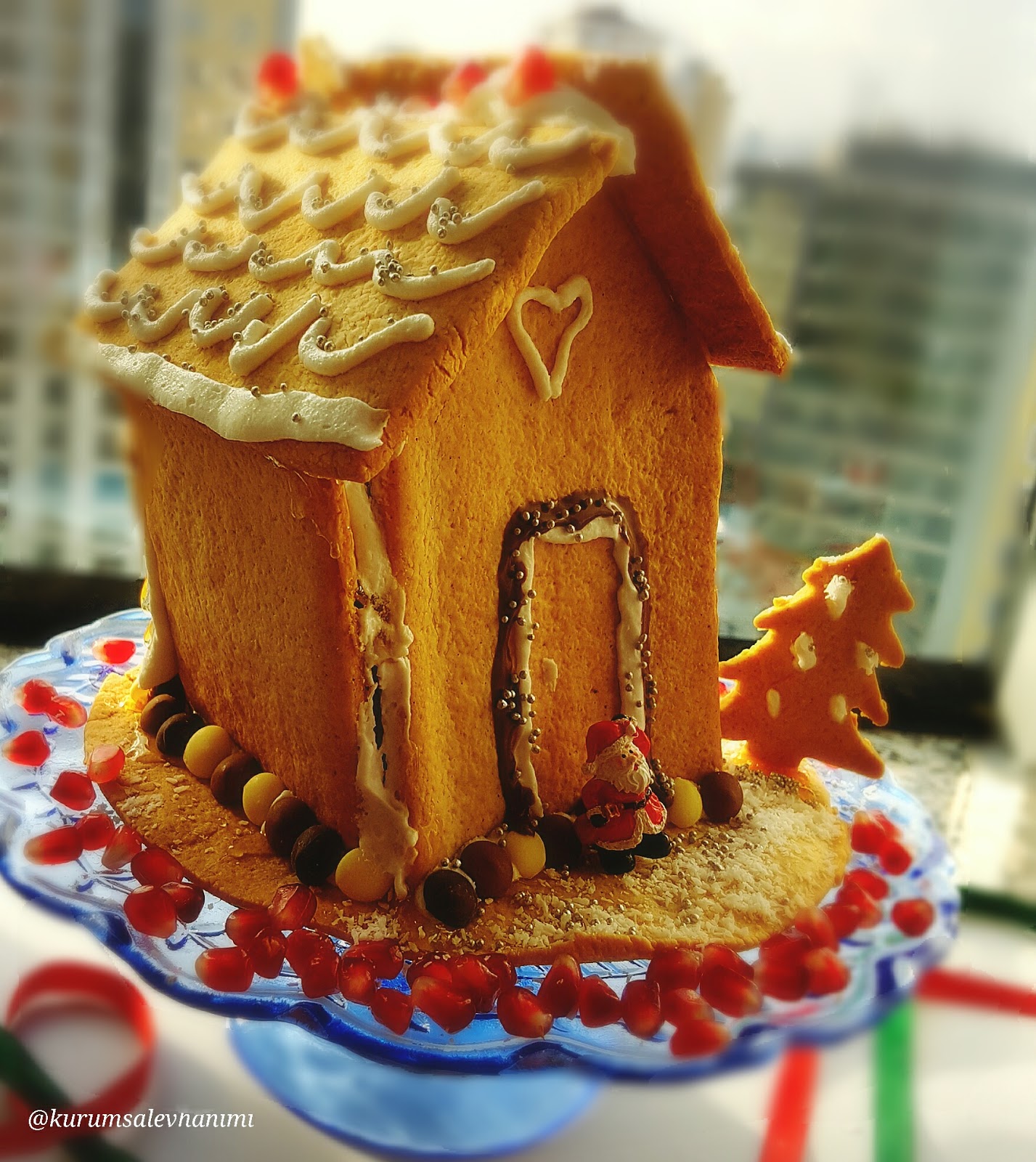 Zencefilli Kurabiye Evi (Gingerbread House) Kurumsal Ev Hanımı